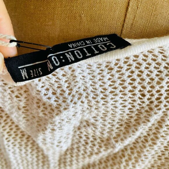 COTTON ON | white breeze pullover M NWT $30 - Picture 6 of 8